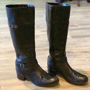 Bandolino black boots